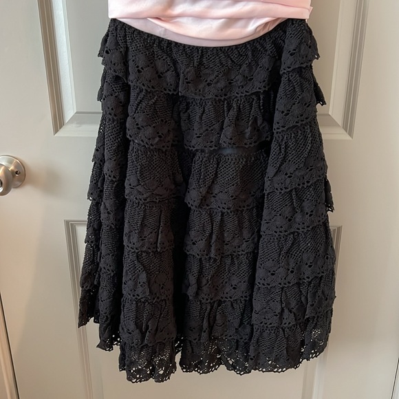 Betsey Johnson strapless tiered lace dress (size 6) - Picture 3 of 9